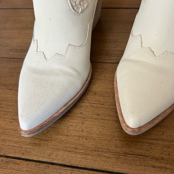 Dolce Vita Lagos Cream Western Bootie 6.5 - Picture 3 of 14